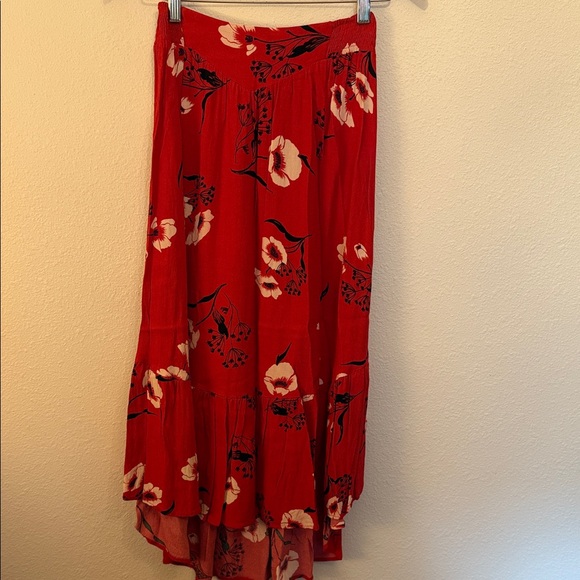 Floral Red Women's Skirt - Picture 1 of 4